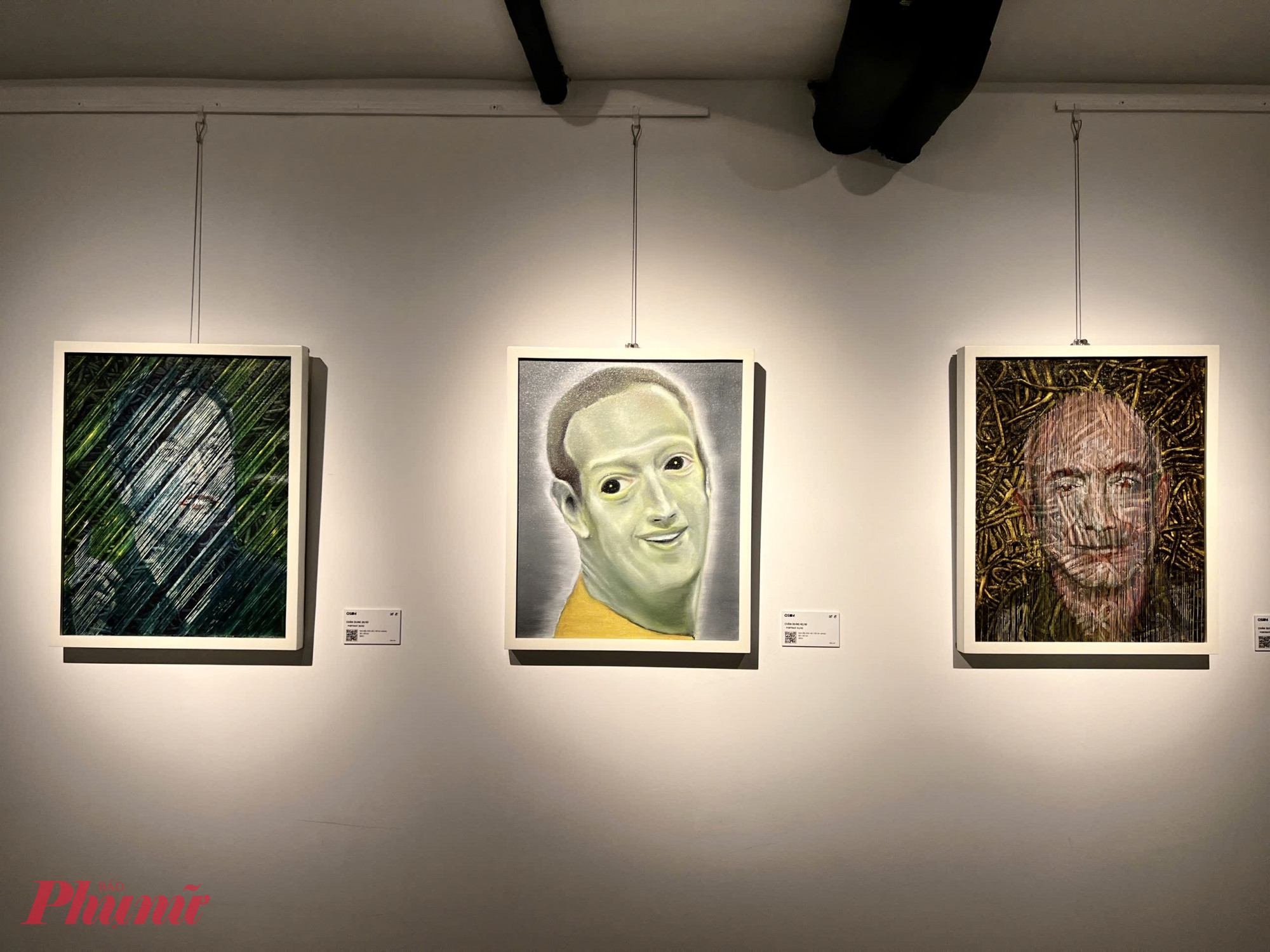 Bộ ba tác phẩm chân dung được Dương Thuỳ Dương thể hiện bằng cách vẽ độc đáo