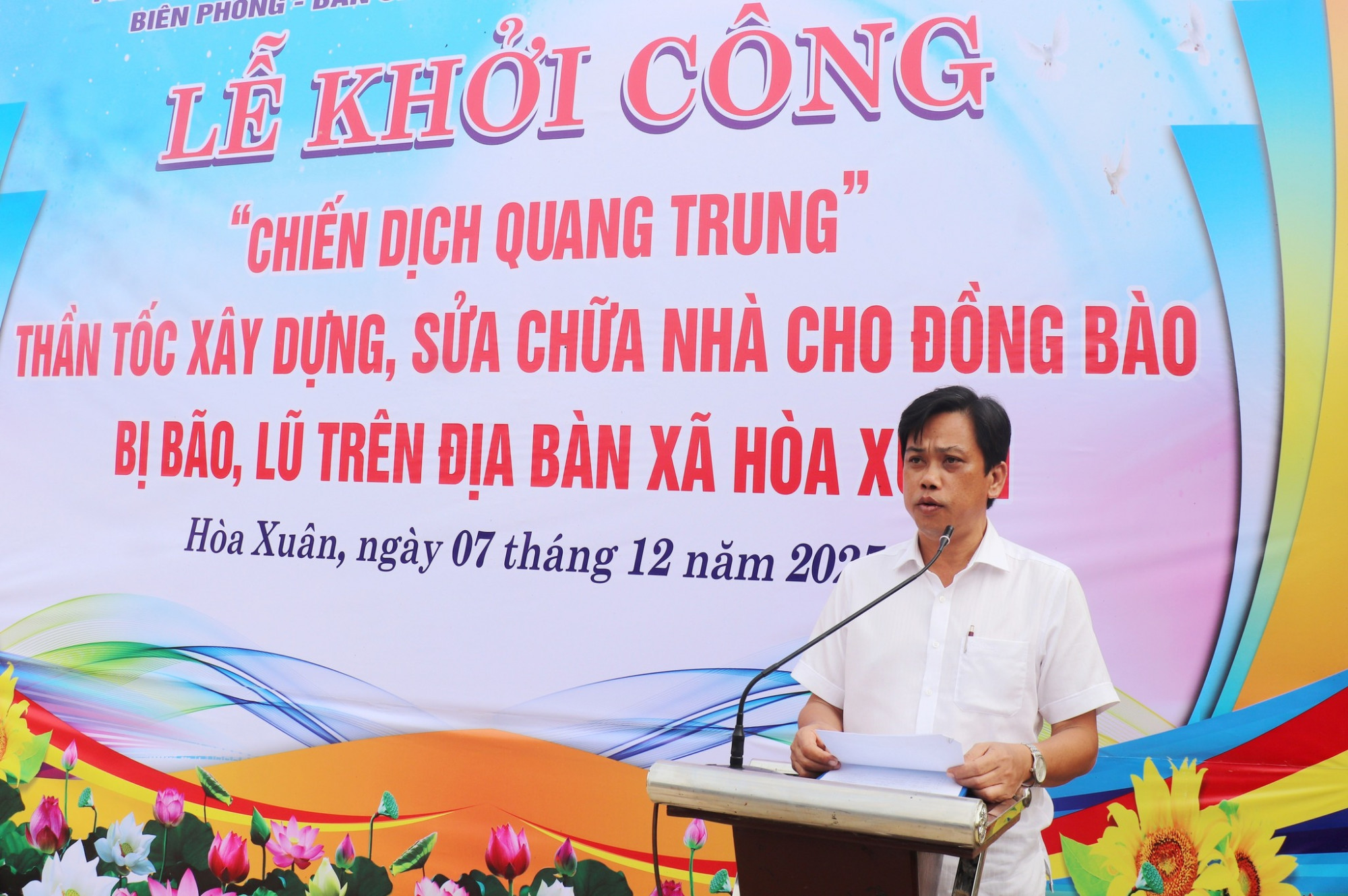 Xã Hòa Xuân, tỉnh Đắk Lắk tổ chức lễ khởi công xây nhà cho hộ dân bị sập đổ hoàn toàn do mưa lũ- Ảnh: Mỹ Luận