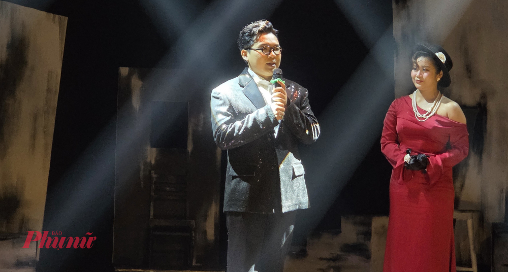 Đạo diễn trẻ Nguyễn Đăng Quang chia sẻ tại buổi báo cáo tốt nghiệp.