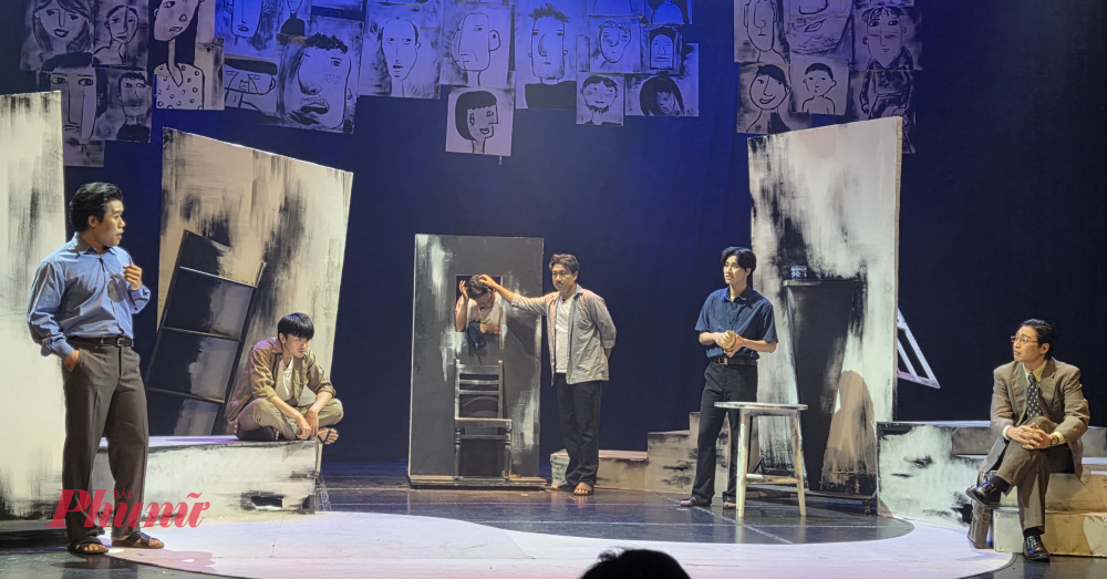 Quỷ ở với người 