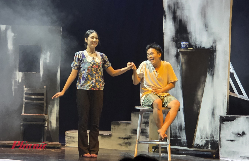 Rất may, Sinh và Tốn