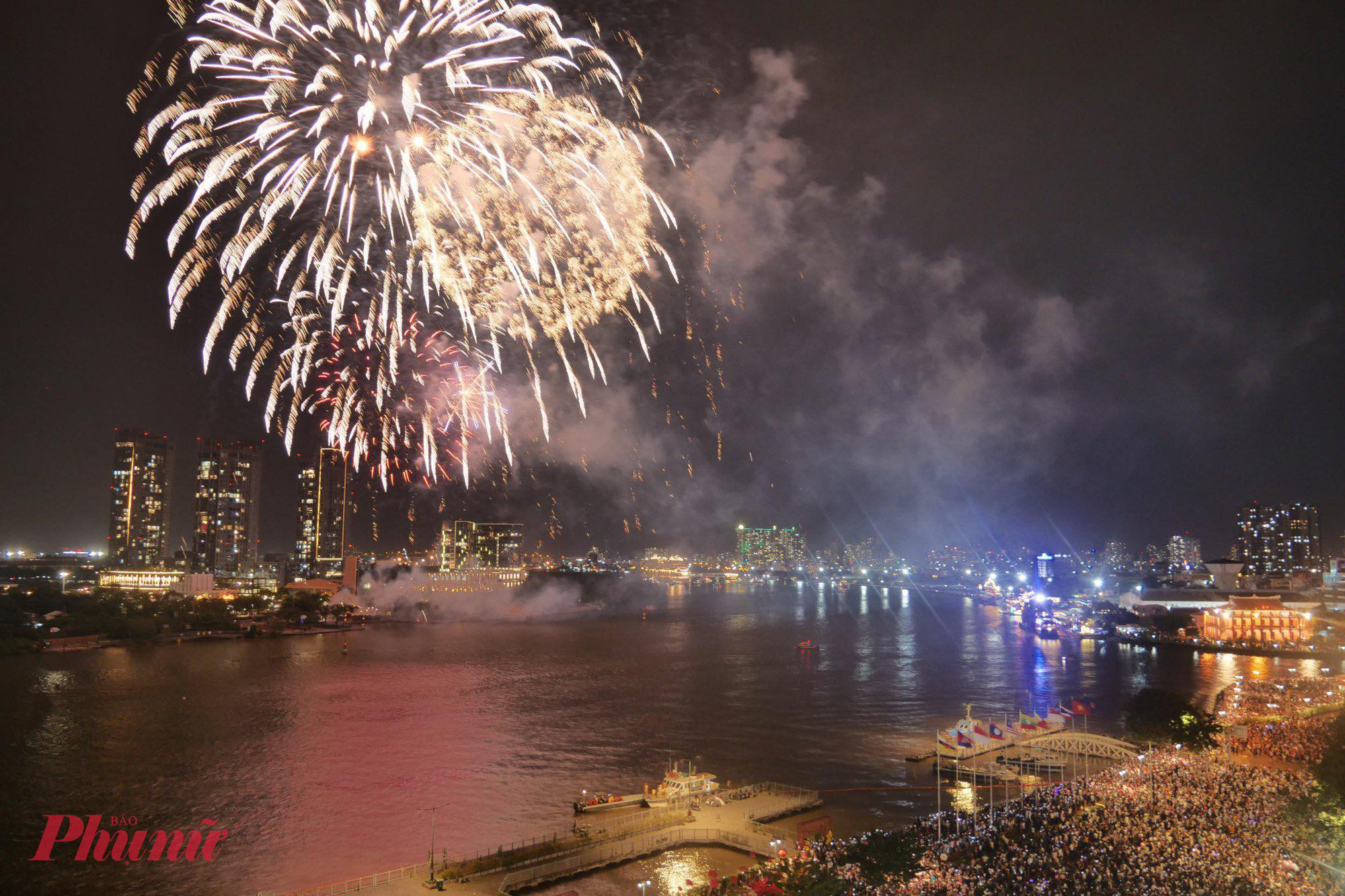 Đường hầm sông Sài Gòn 