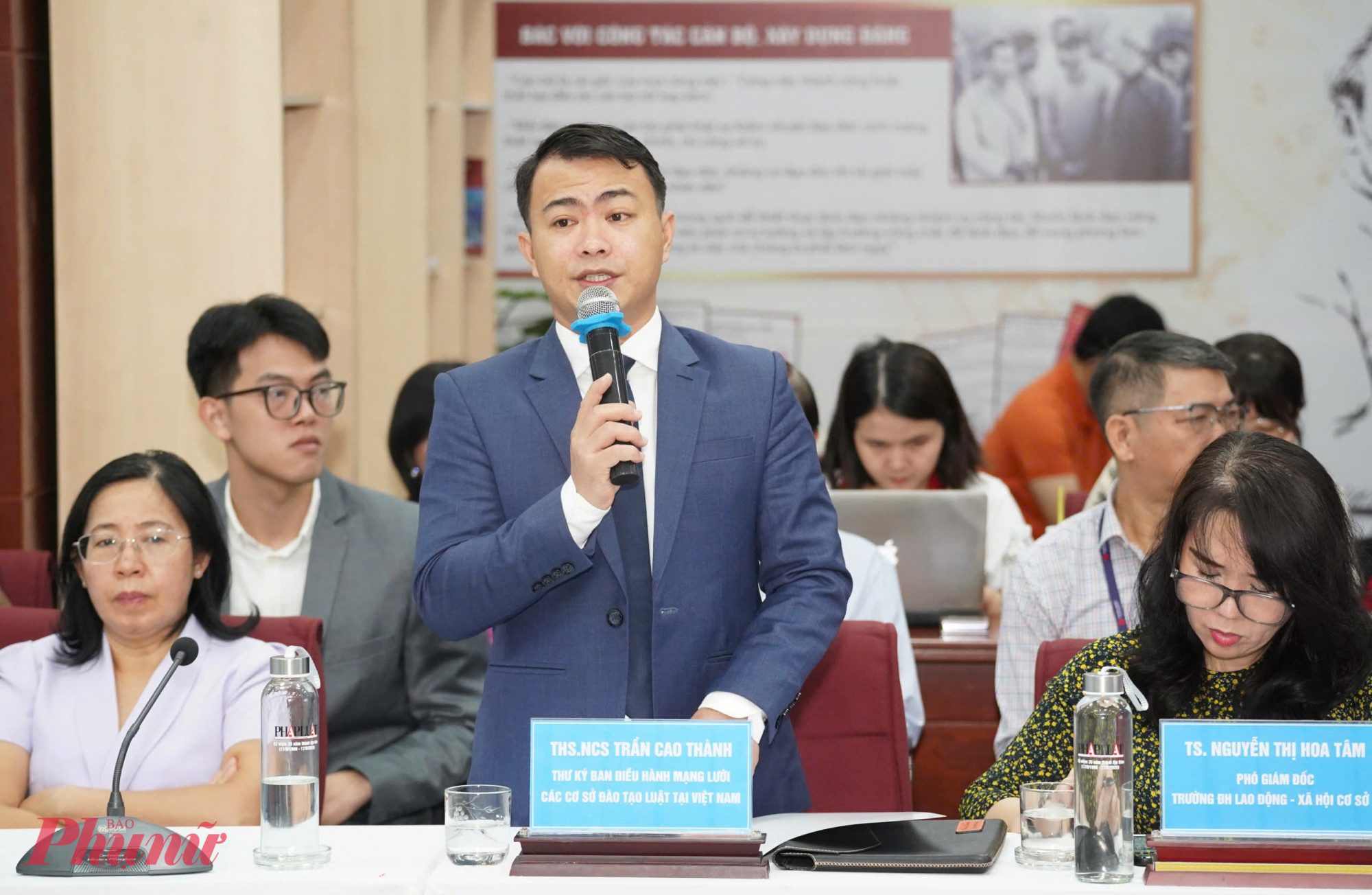 Thạc sĩ Trần Cao Thành chia sẻ thực tế tại chương trình - Ảnh: N.L