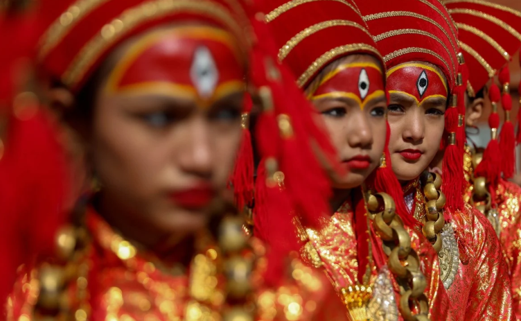 Nhiều vụ mai mới xuất phát từ các vụ lừa đảo trực tuyếnNhiều cô giá trẻ vì cuộc sống gia đình đã phải kết hôn sớm