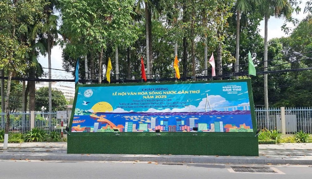  Từ 26/12/2025 đến 1/1/2026, TP Cần Thơ tổ chức lễ hội sông nước với chủ đề Cần Thơ - Sắc màu sông nước, nhằm tôn vinh văn hóa và thu hút khách…