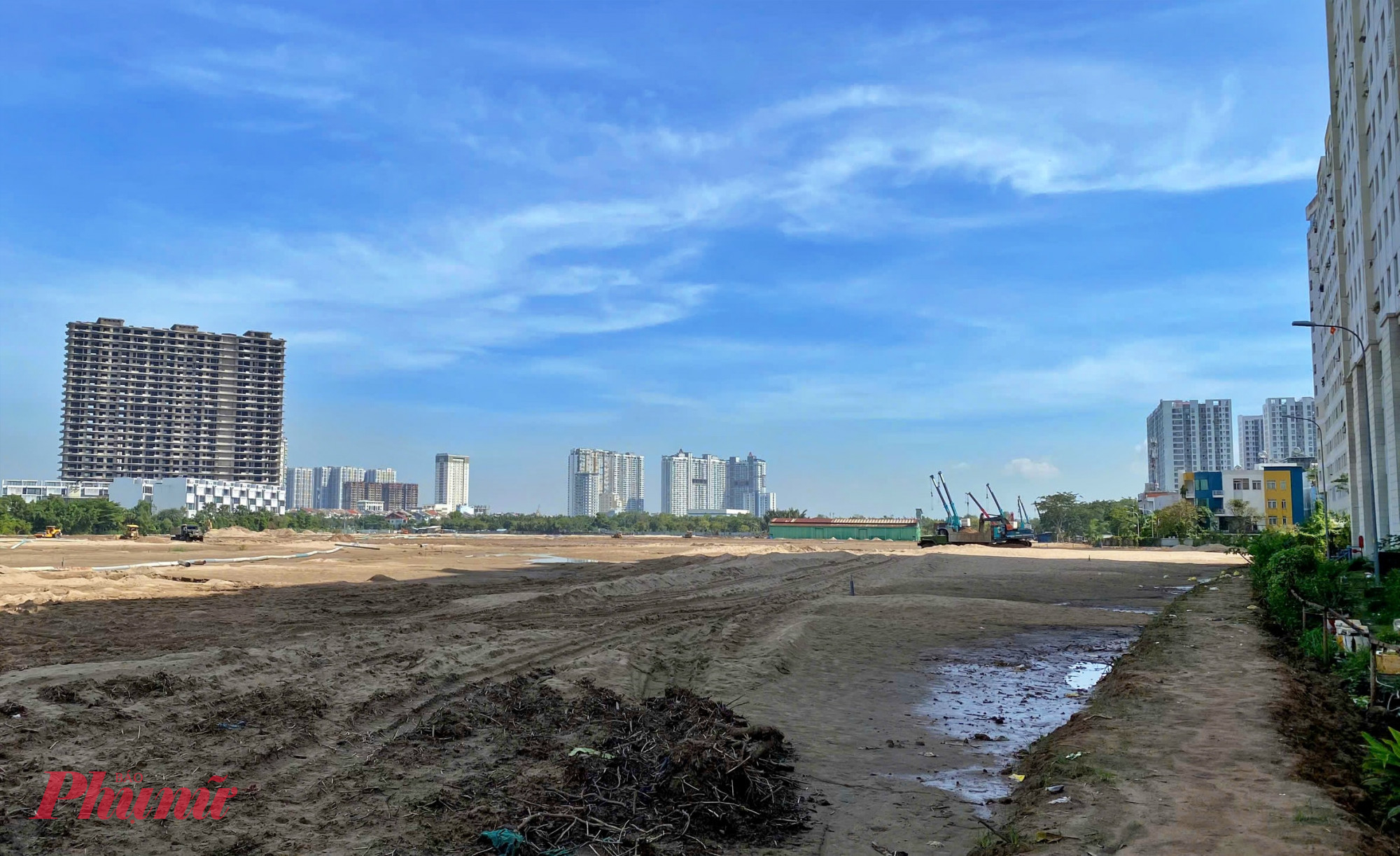 TPHCM chuẩn bị “nhanh nhất lịch sử” cho tuyến metro Bến Thành - Cần Giờ Công trường tại ga Tân Mỹ (phường Tân Mỹ) - Ảnh: Nguyễn Văn