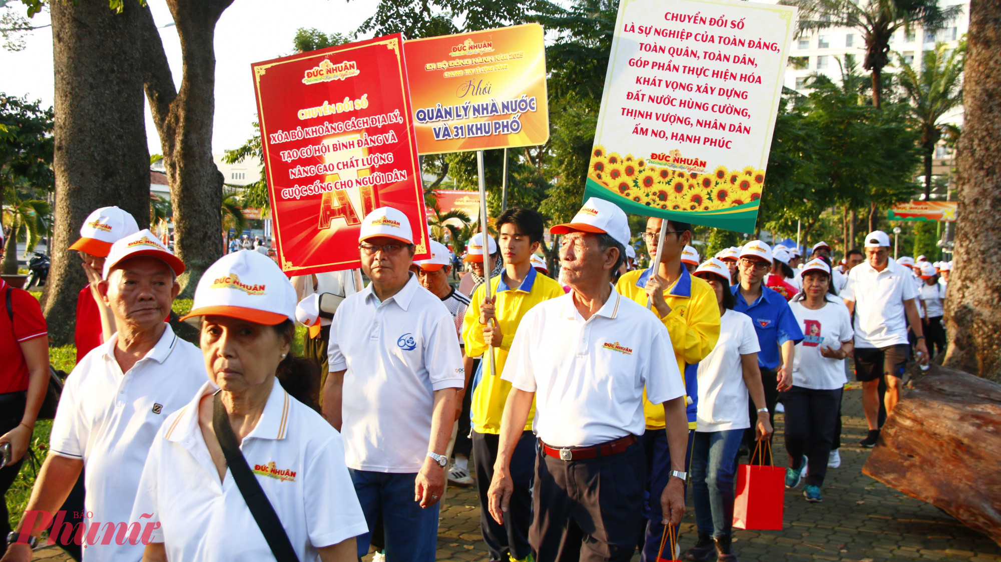 Ban tổ chức mong muốn lan tỏa tinh thần rèn luyện thể thao đồng thời chia sẻ cùng người dân khó khăn