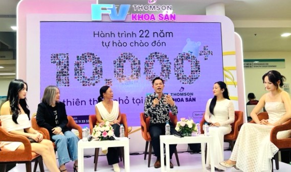 Các khách mời từng là những “em bé” hoặc có con được sinh tại Bệnh viện FV - Ảnh: Bệnh viện FV