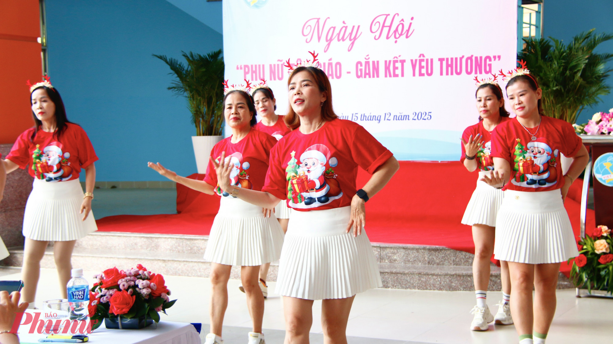 Các tiết mục văn nghệ vui tươi, đón chào mùa Giáng sinh đến gần