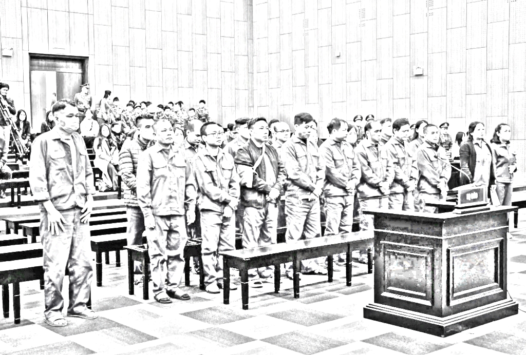 Quanh cảnh phiên tòa - Ảnh: N.A