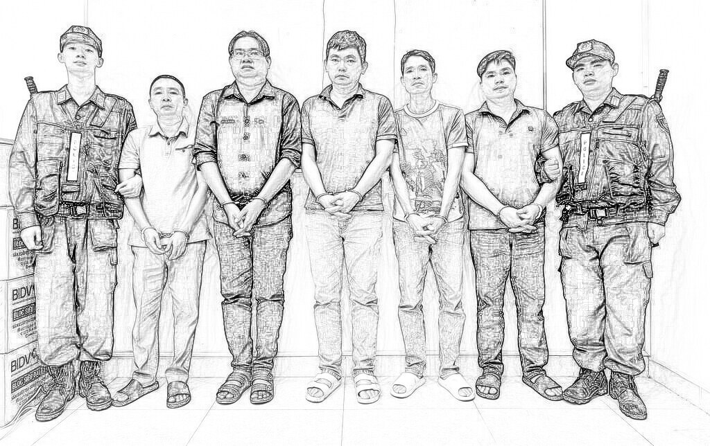 Các đối tượng thời điểm bị bắt. Ảnh: CA