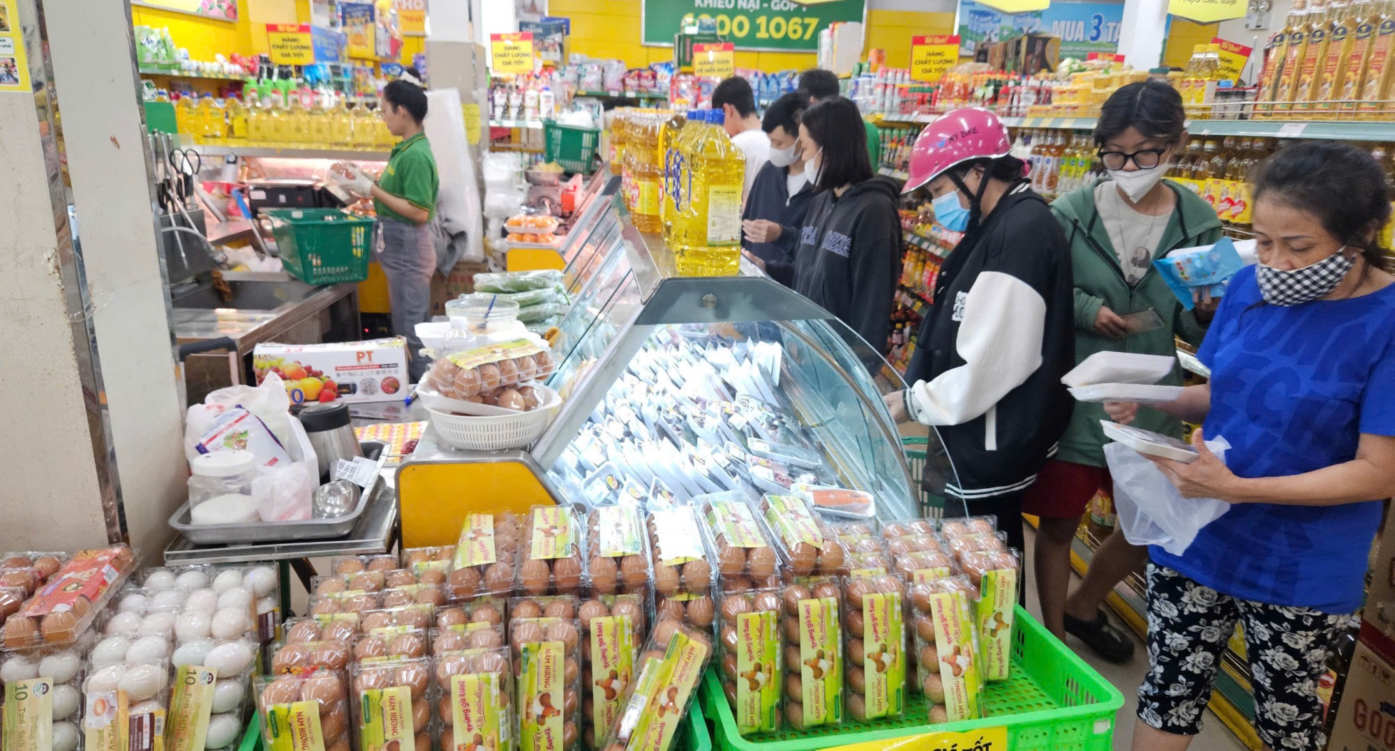 Giá trứng gia cầm đồng loạt tăng cao trong nhiều tuần qua