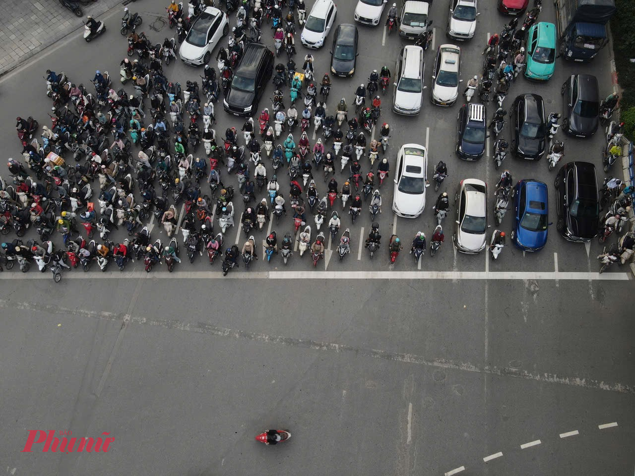 Ý thức tham gia giao thông của người dân Thủ đô đã được nâng cao.