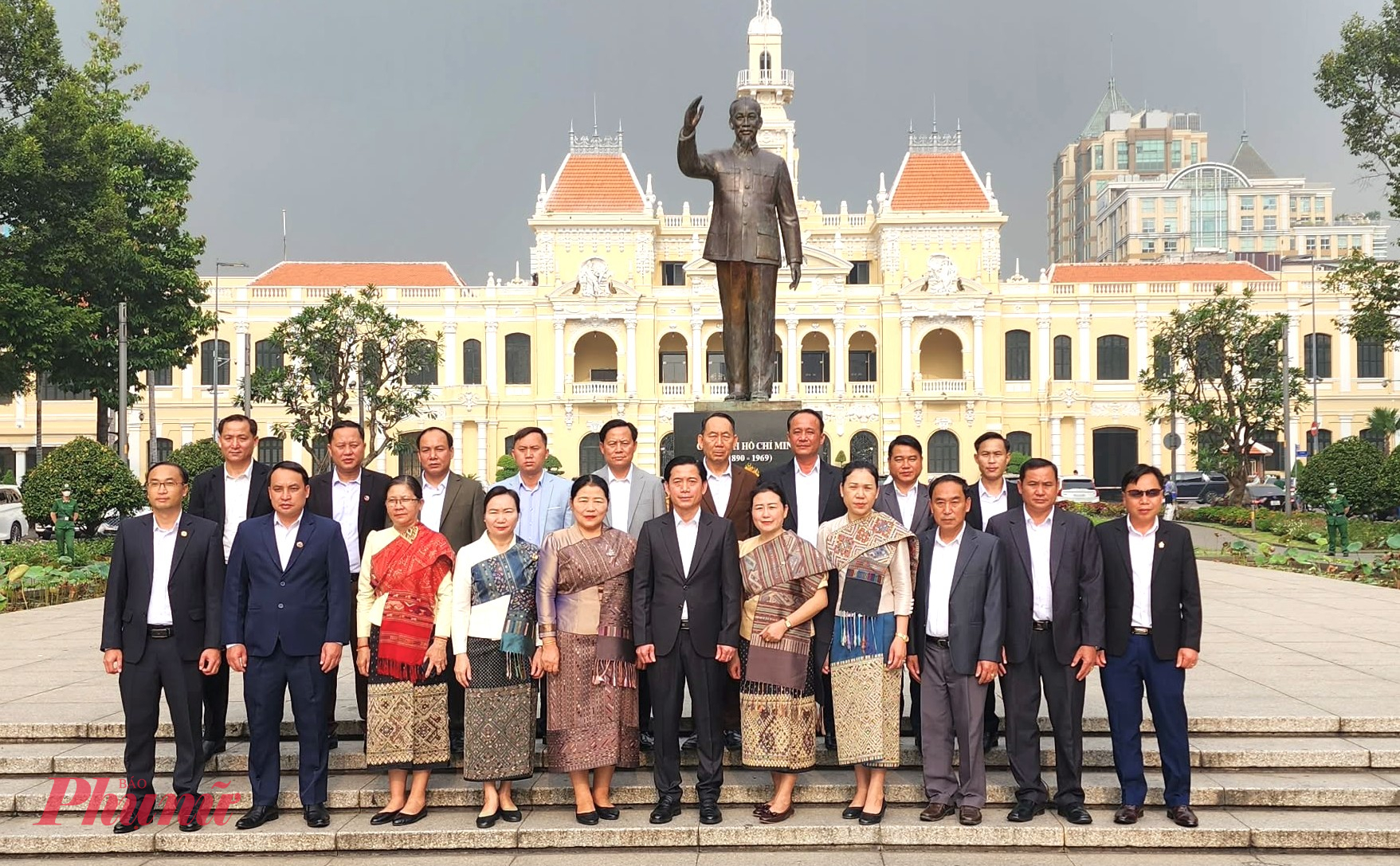 Đoàn đại biểu tỉnh Hủa Phăn (Lào) đến thăm và làm việc tại TPHCM từ ngày 16-20/12/2025