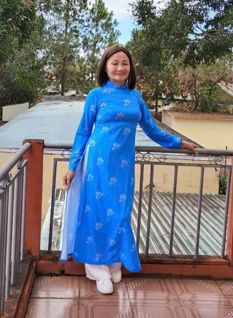 Ở tuổi 72, bà Bắc vẫn giữ cho mình thân hình thon gọn - Ảnh: NVCC