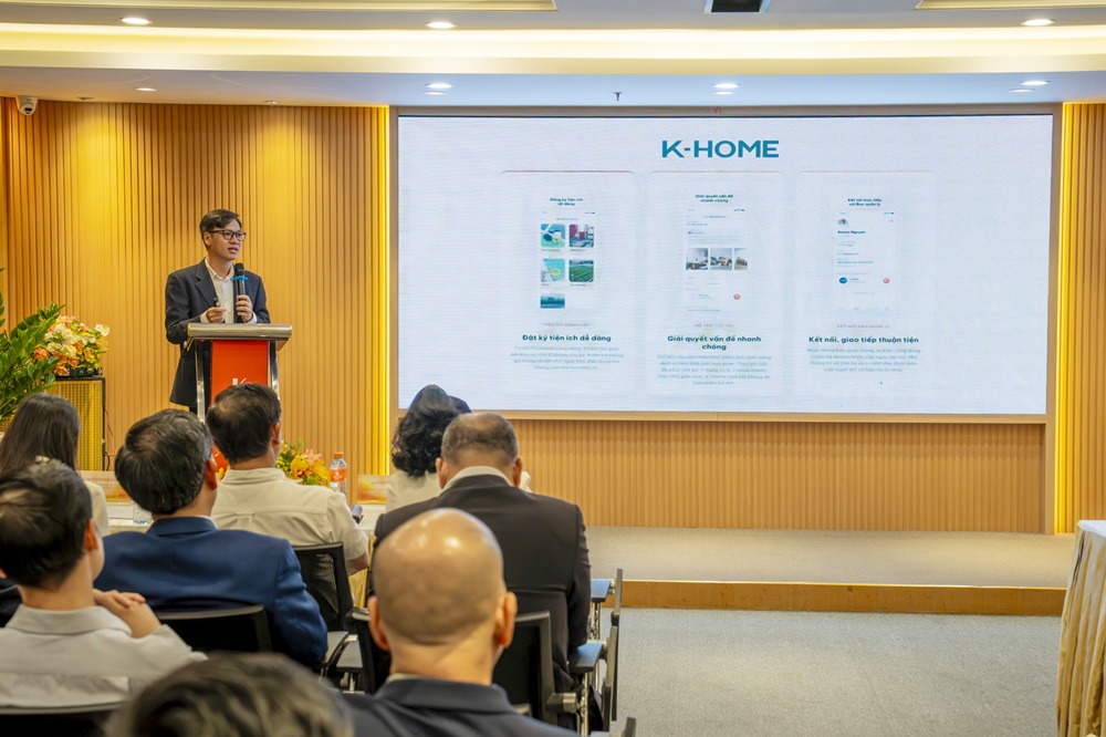 Ông Lê Hoàng Nhật - đại diện AirCity - chia sẻ về nền tảng công nghệ, giá trị cốt lõi và năng lực thực tiễn của công ty - Ảnh: Kim Oanh Group