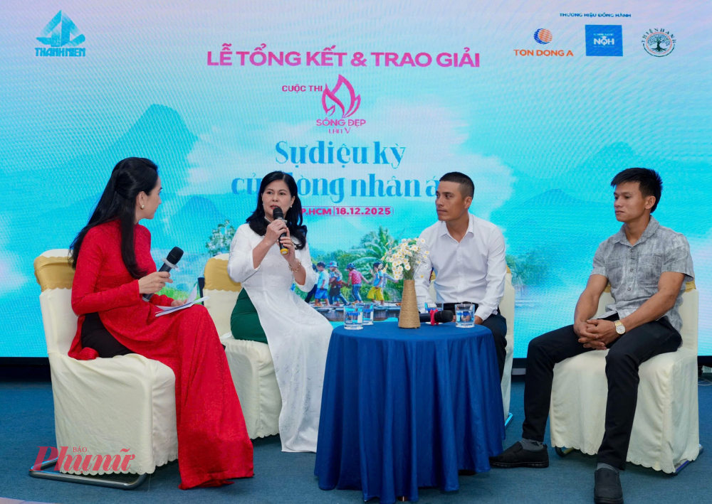 Giao lưu với các gương Sống đẹp