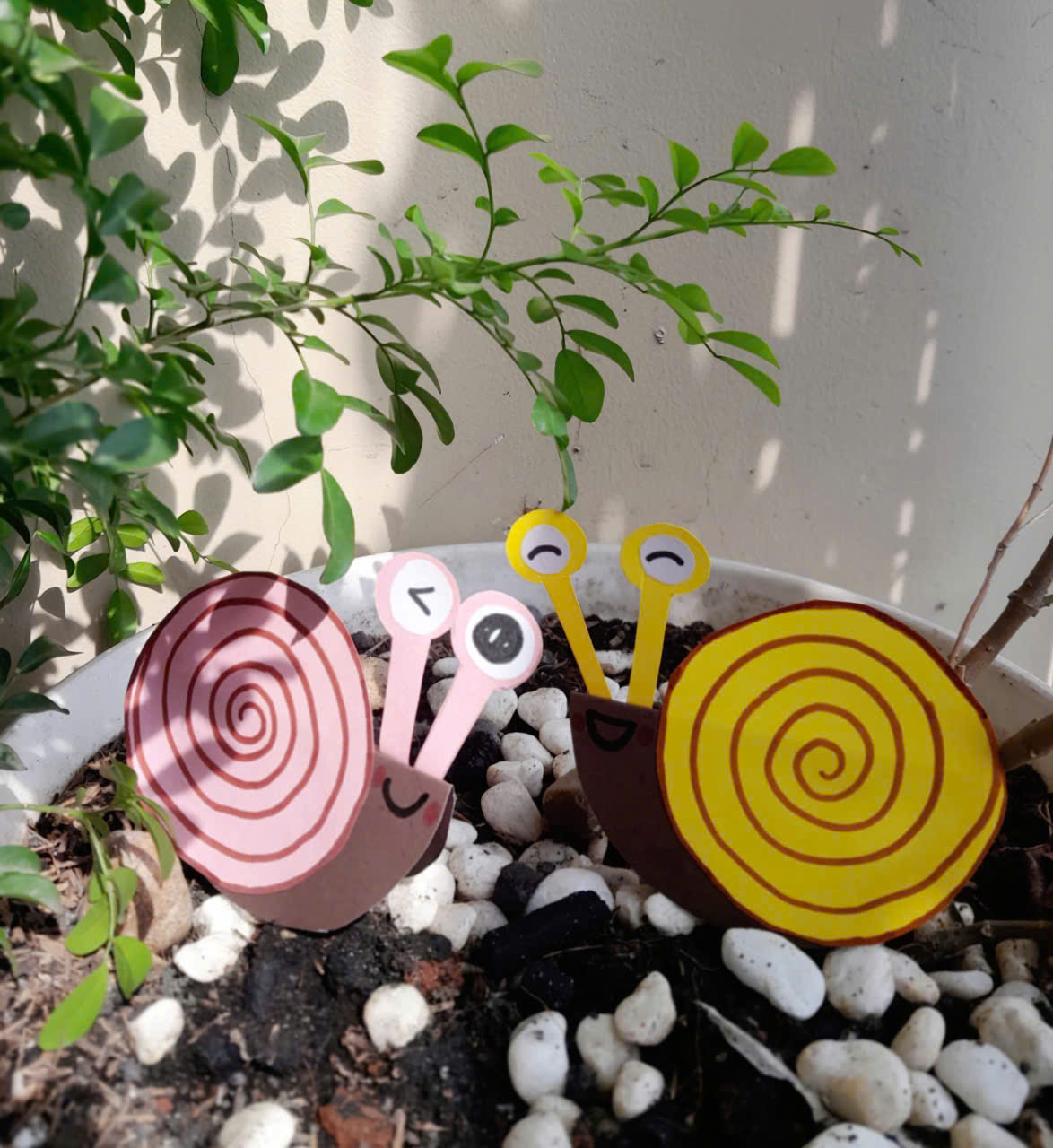 Để cắt giảm 50% chi phí mua đồ chơi, tôi làm đồ chơi thủ công để mang đến niềm vui bất ngờ cho con