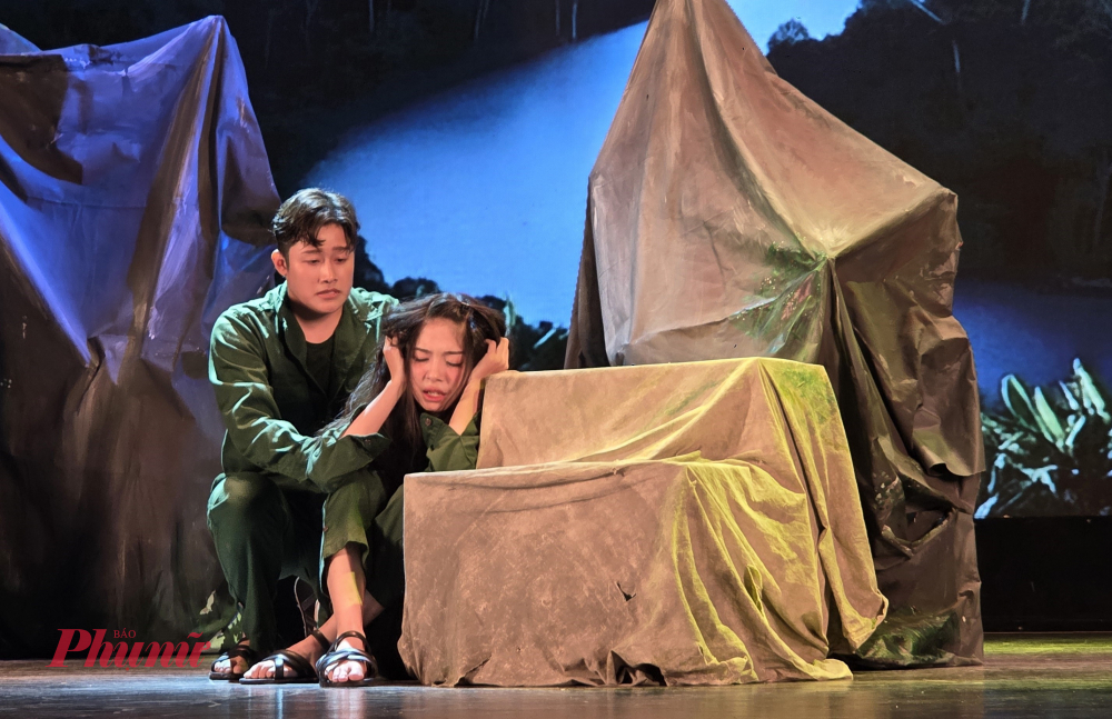 Những nữ thanh niên xung phong