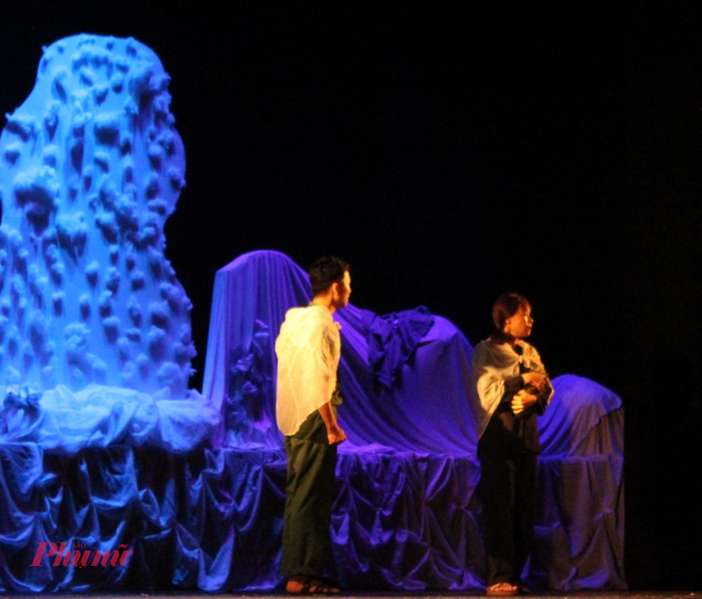 Với bối cảnh chuyển đổi từ âm ti qua dương gian, trải rộng nhiều không gian trên bước đường chiến đấu của người lính trẻ, Nếu anh còn được sống là thử thách không nhỏ cho các nhà làm phim - Ảnh: Ngọc Tuyết