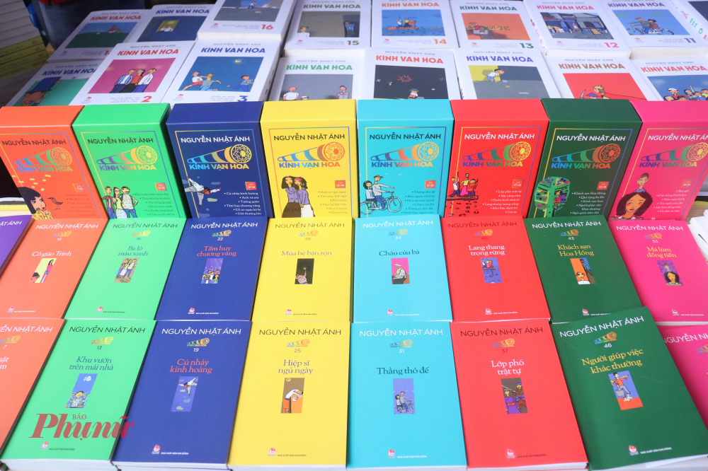 Kính vạn hoa trở lại trong diện mạo mới sau 30 năm Ấn bản kỷ niệm 30 năm thay màu áo mới, rực rỡ và sinh động hơn