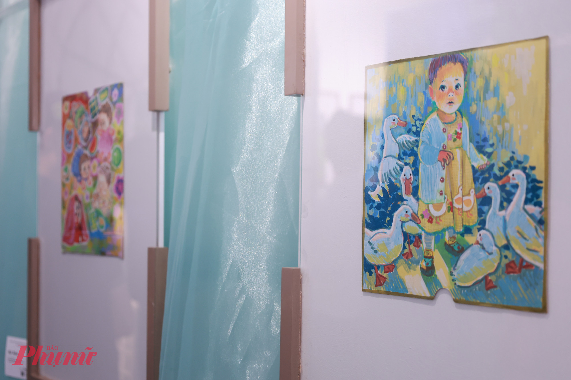 Thư Lê là tác giả của sách minh hoạ Sài Gòn Của Em. từng đạt Giải Sách Quốc Gia hạng B (2018)