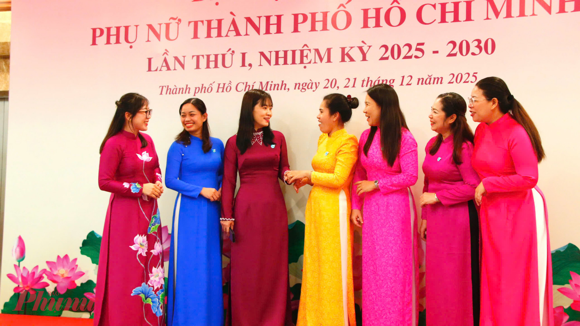 Các đại biểu gặp gỡ trước thềm Đại hội 