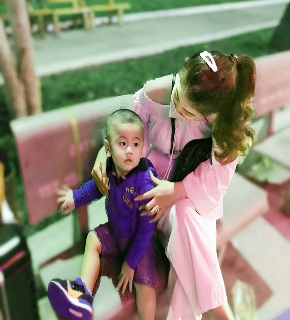 Những “kế hoạch vỡ” và hạnh phúc bất ngờ Chị Ngọc Trân và con trai - Ảnh do nhân vật cung cấp