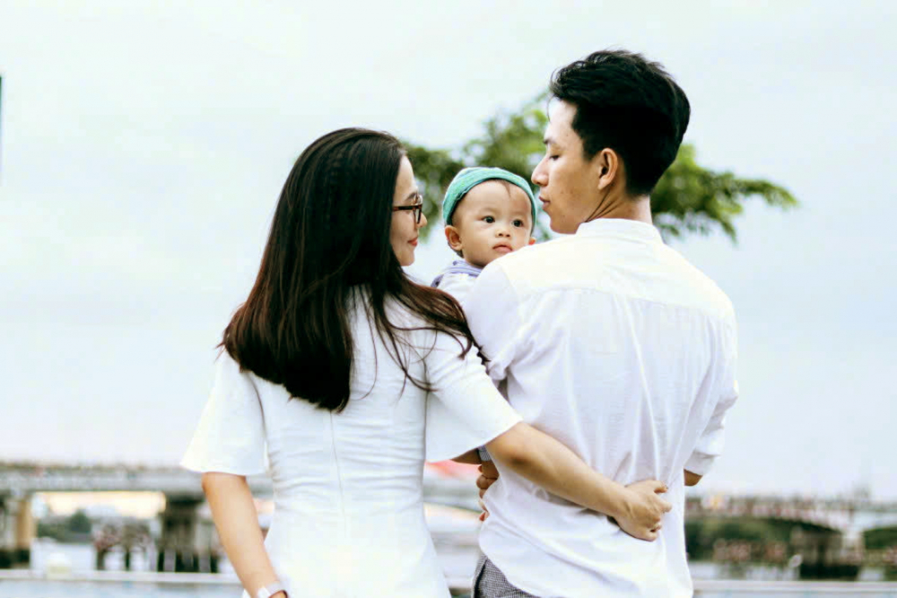 Những “kế hoạch vỡ” và hạnh phúc bất ngờ Làm cha ở tuổi 23 là thử thách và cũng là niềm hạnh phúc bất ngờ của anh Quốc Thái - Ảnh do nhân vật cung cấp