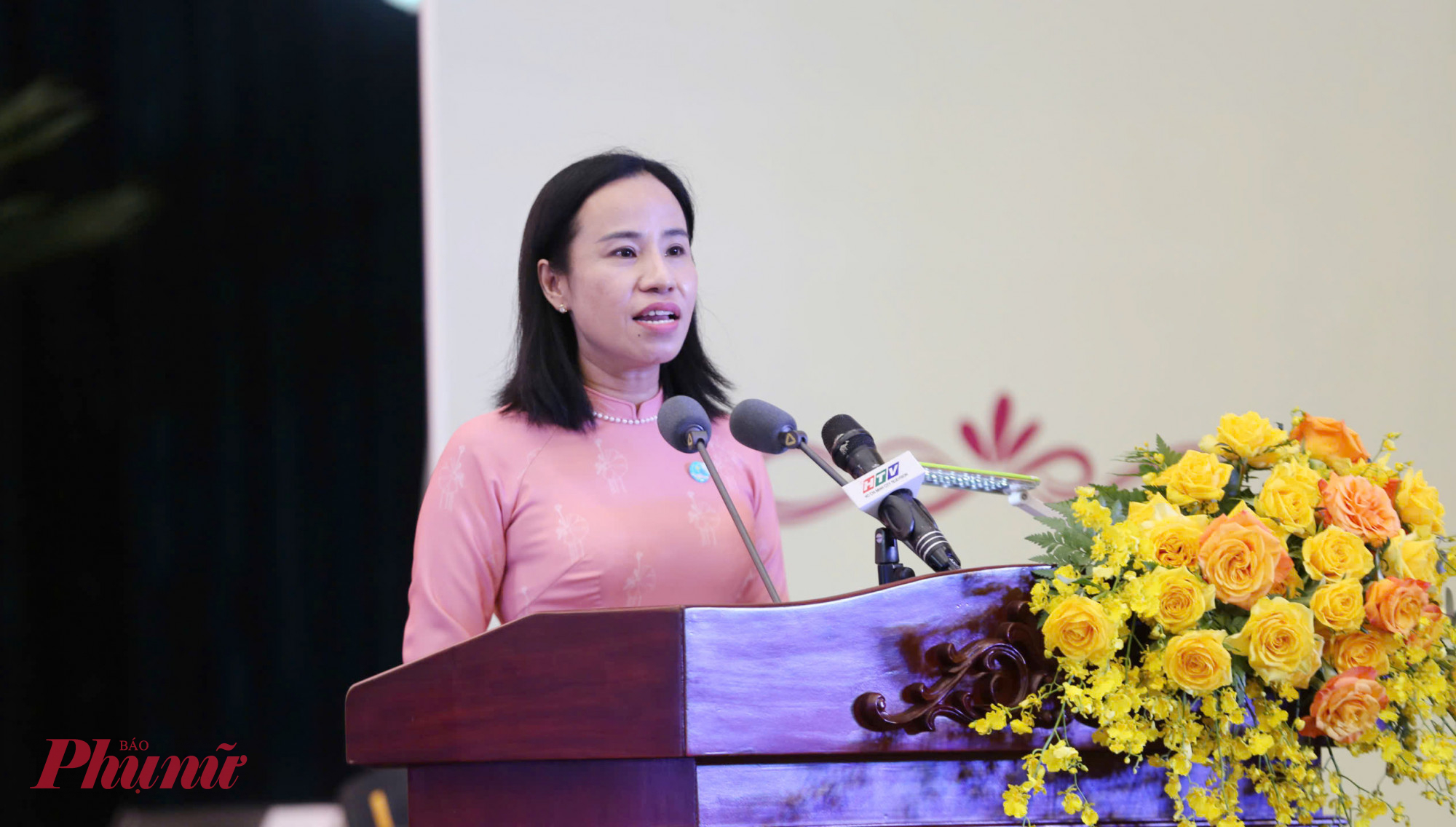 Chủ tịch Hội LHPN TPHCM Võ Ngọc Thanh Trúc - phát biểu bế mạc hội nghị 