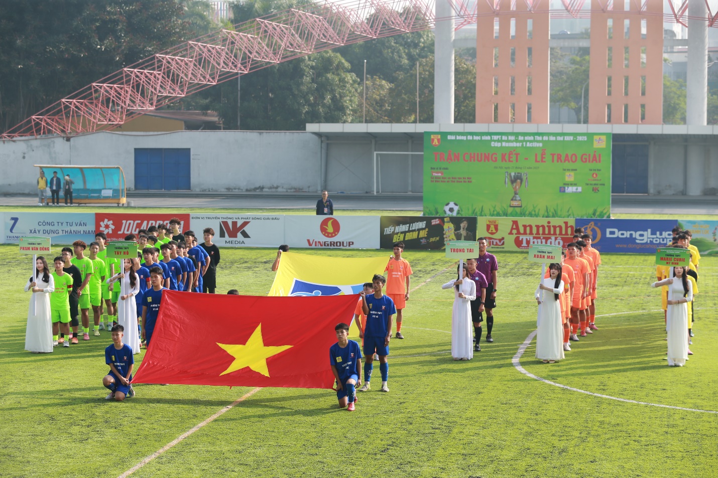 Chung kết Giải bóng đá học sinh THPT Hà Nội - An ninh Thủ đô lần thứ XXIV năm 2025, Cúp Number 1 Active đã diễn ra ngày 21/12 - Ảnh: THP