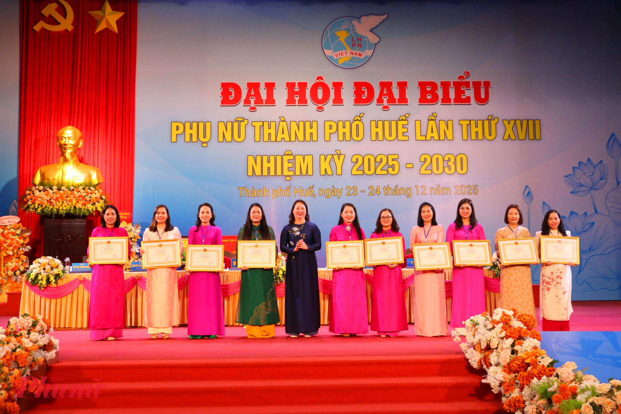 10 cá nhân được nhận Bằng khen UBND thành phố