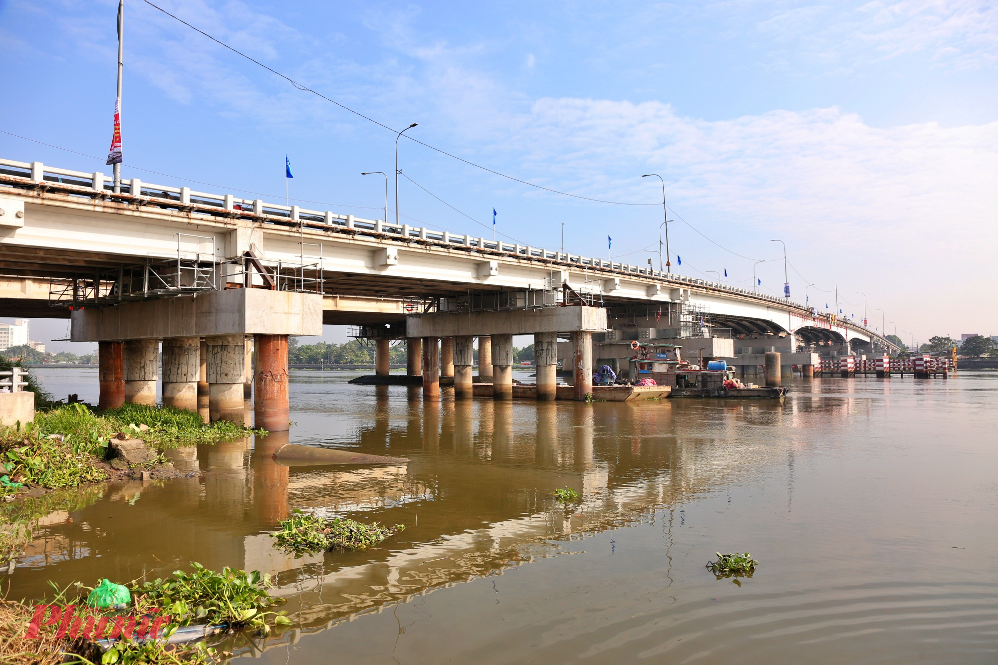 Cầu Bình Phước 1 đạt tĩnh không tối thiểu 7m - Ảnh: Nguyễn Văn