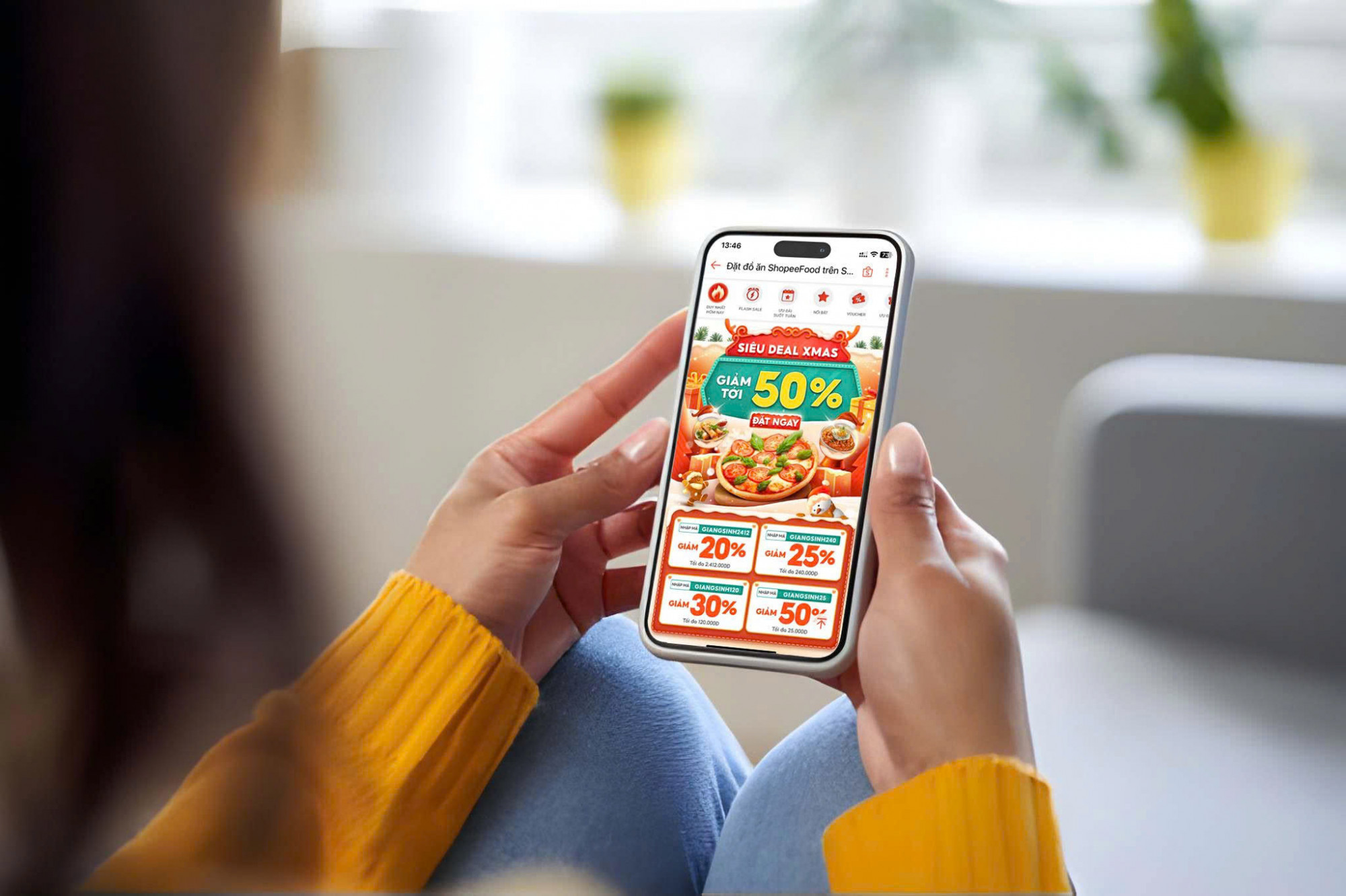 Đừng bỏ lỡ cơ hội sử dụng voucher giảm đến 240.000 đồng được tung ra mỗi ngày trên ShopeeFood