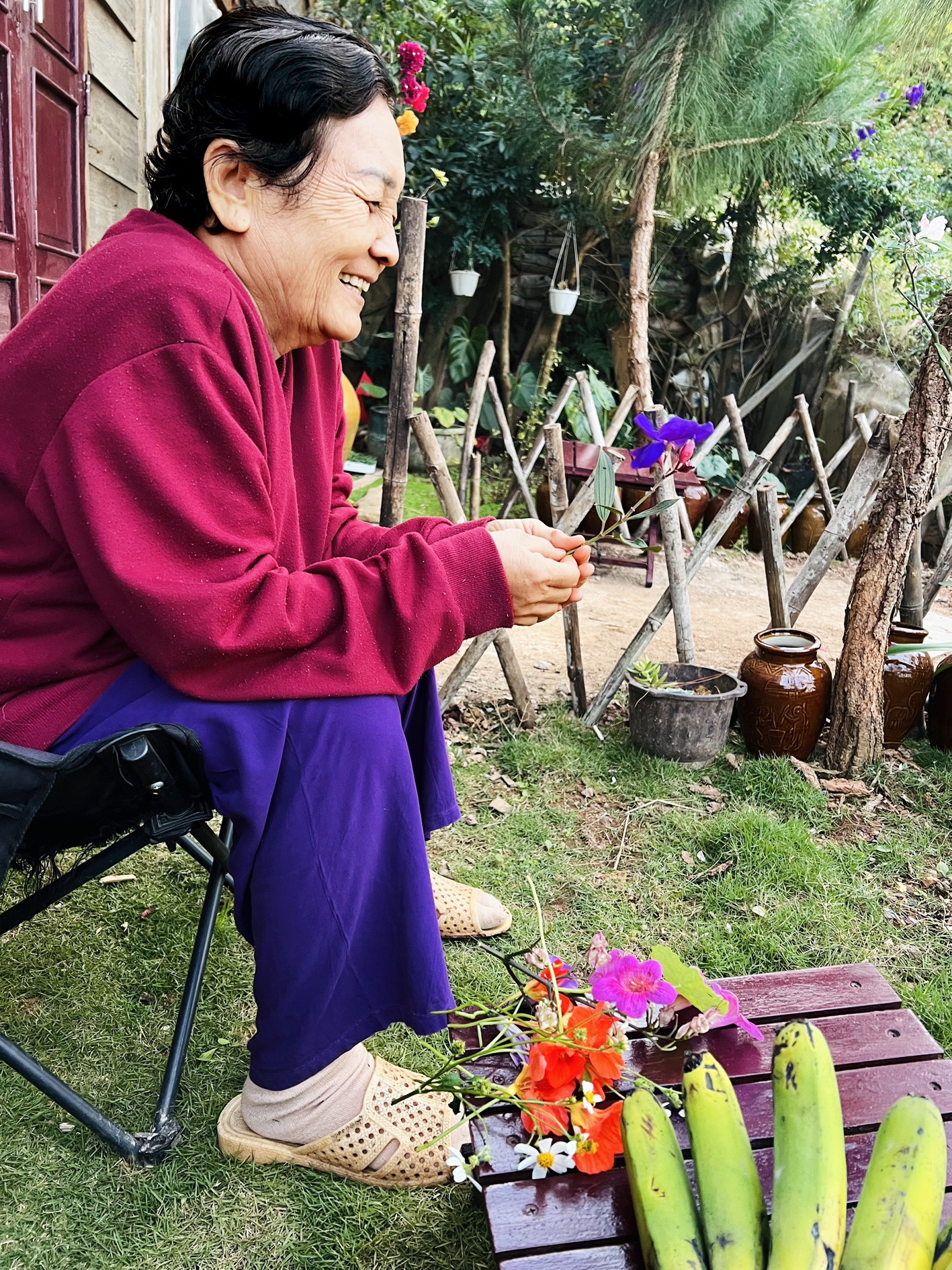 Nụ cười hạnh phúc của mẹ tác giả - Ảnh do tác giả cung cấp