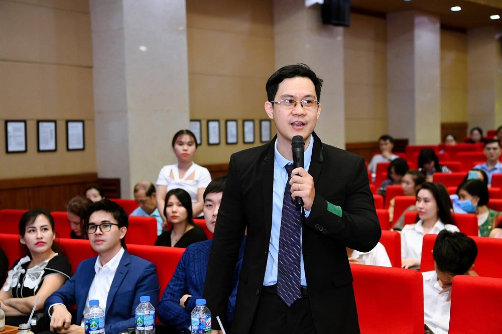 Thạc sĩ - bác sĩ Tạ Quốc Hưng - Trưởng Đơn nguyên Laser, Ánh sáng và Sóng trong da liễu - Khoa Da liễu - Thẩm mỹ da - Ảnh: BVĐHYD