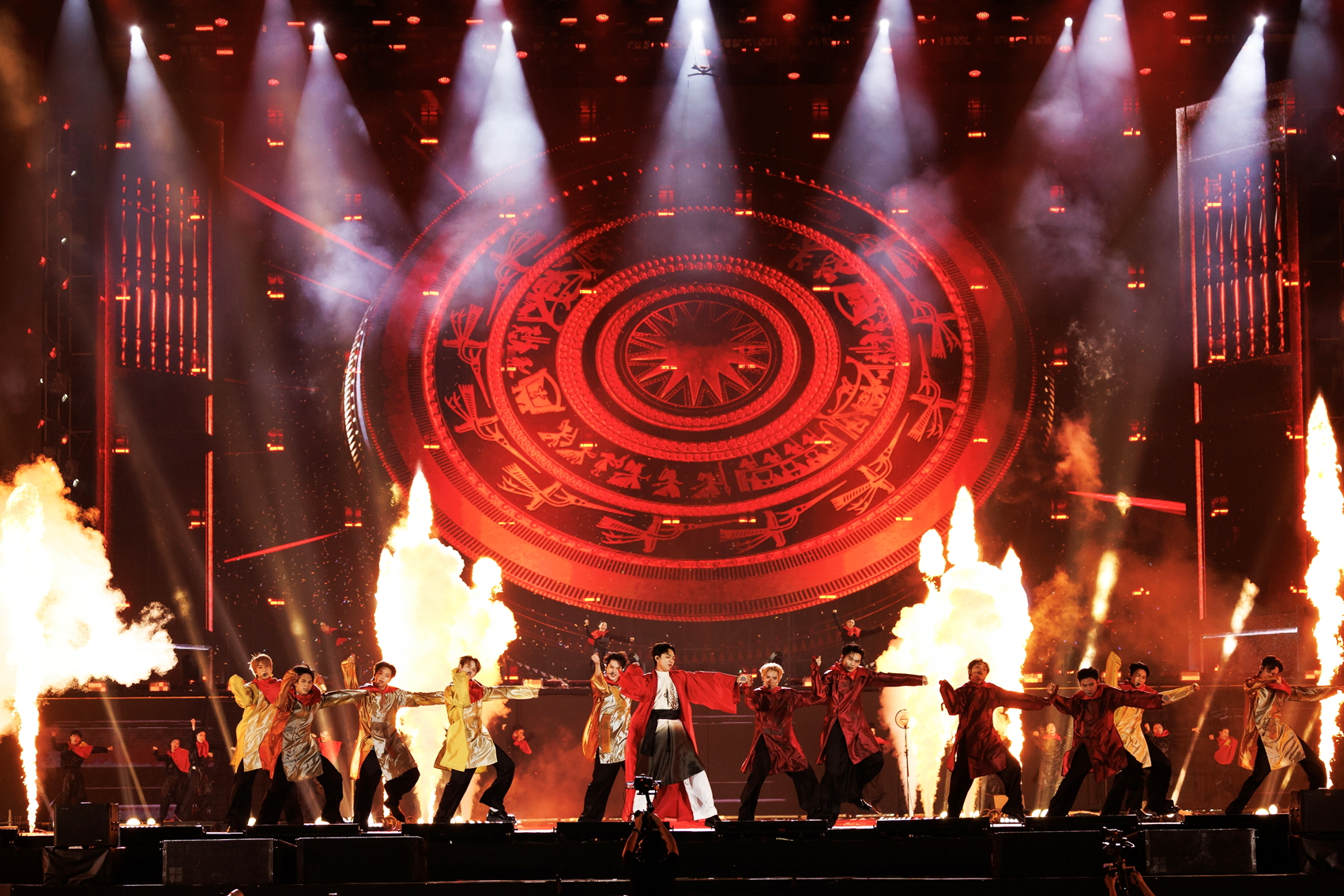 Y-Concert diễn ra vào ngày 20/12 tại Hưng Yên, quy tụ khoảng 90.000 khán giả, kéo dài 10 tiếng  - Nguồn ảnh: Ban tổ chức