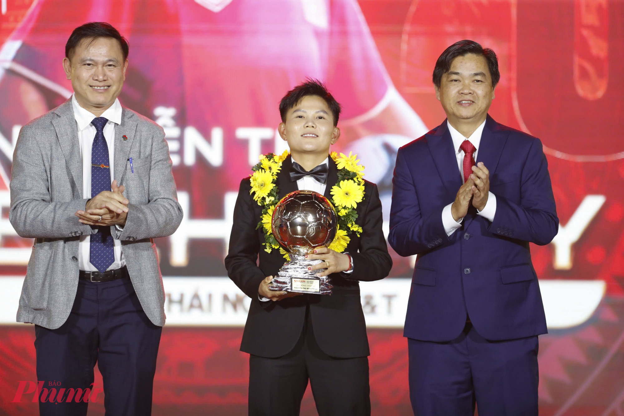 Cầu thủ Nguyễn Thị Bích Thuỳ là chủ nhân danh hiệu Quả bóng vàng Việt Nam 2025 ở môn bóng đá nữ.