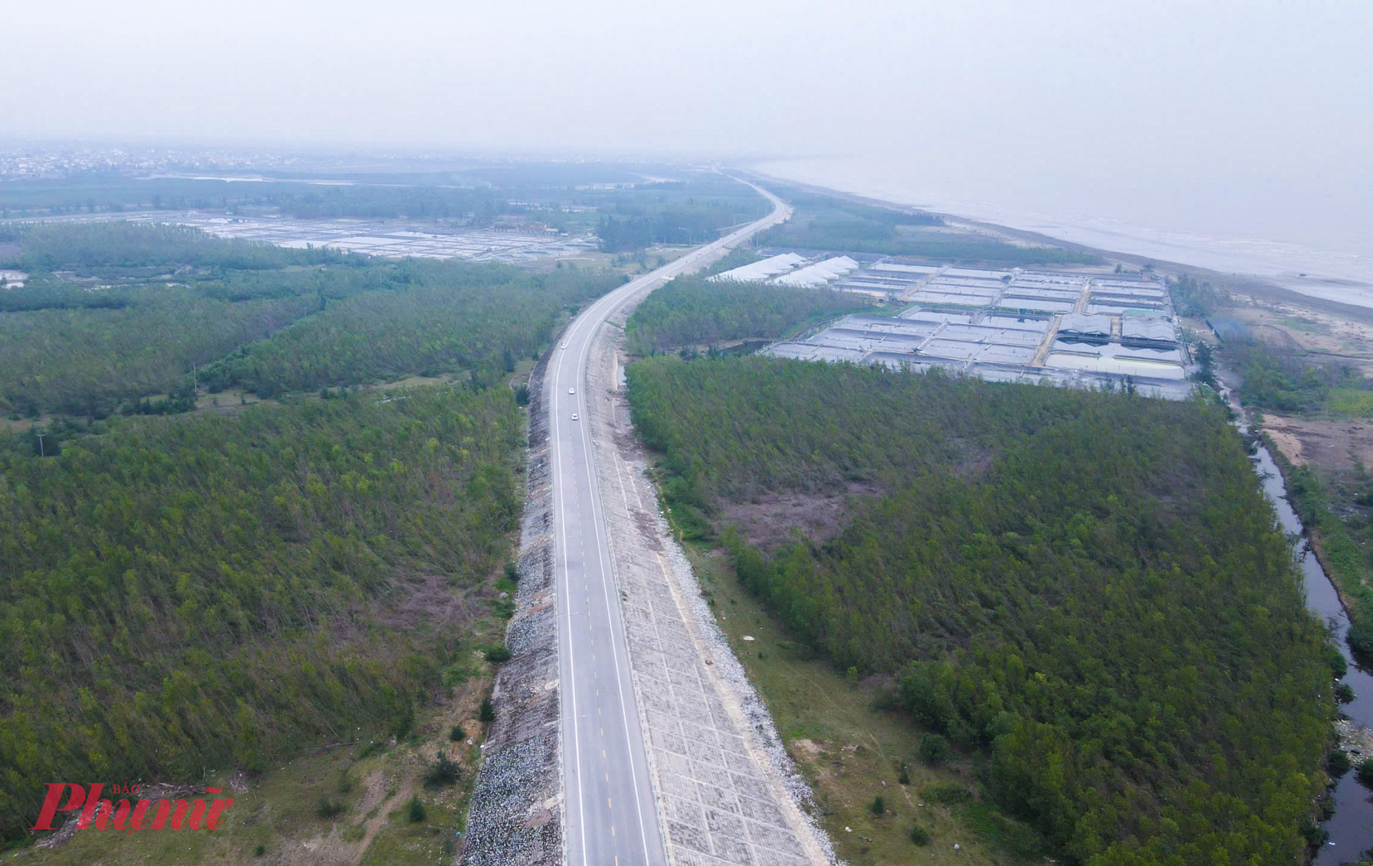 Ông Phan Văn Bình - Phó giám đốc Ban Quản lý dự án công trình giao thông tỉnh Nghệ An - cho biết, tuyến đường sẽ tạo động lực phát triển kinh tế địa phương, tăng khả năng kết nối các vùng kinh tế trọng điểm từ Thanh Hóa đến Nghệ An. 