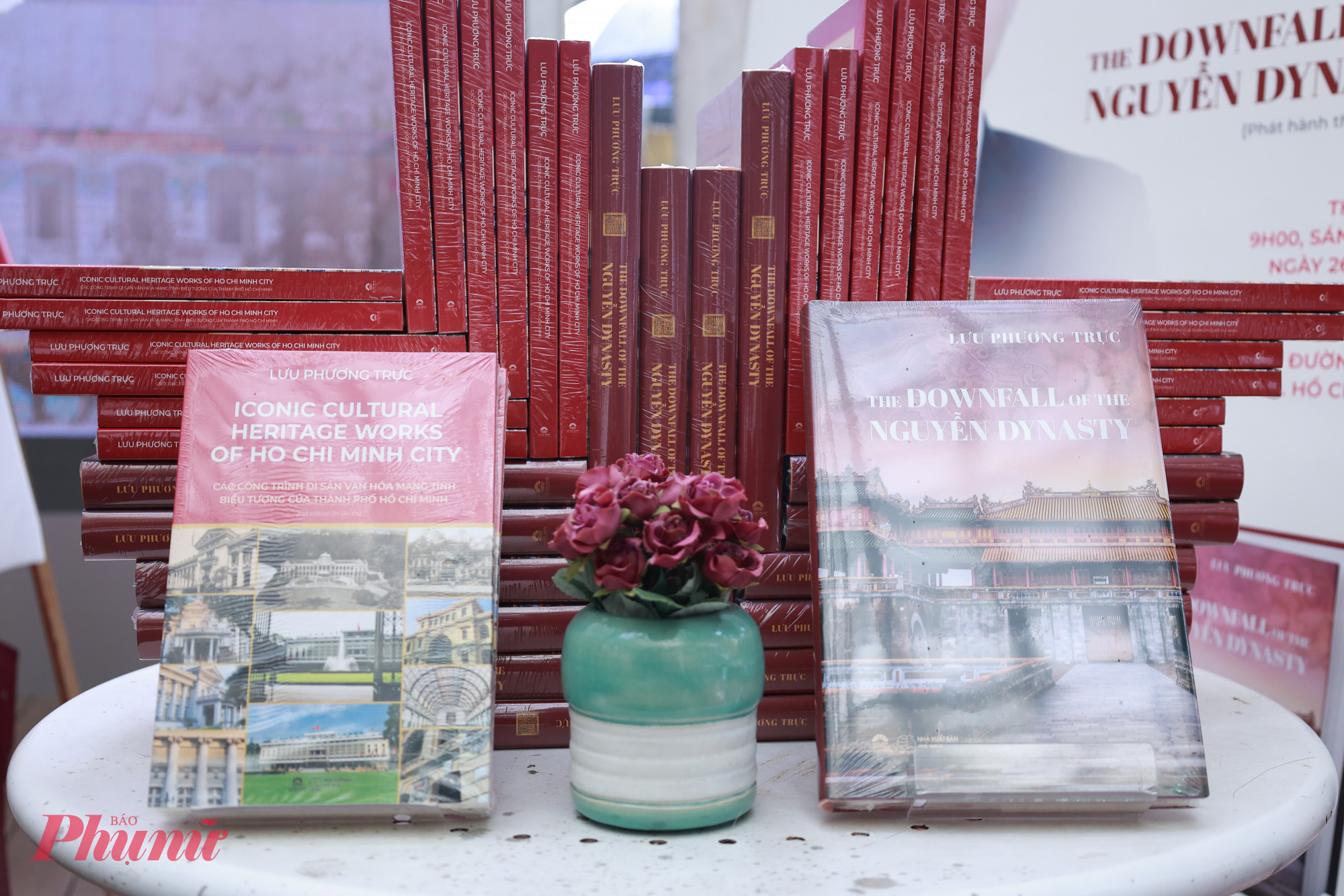 Hai tác phẩm đều được phát hành trong năm 2025