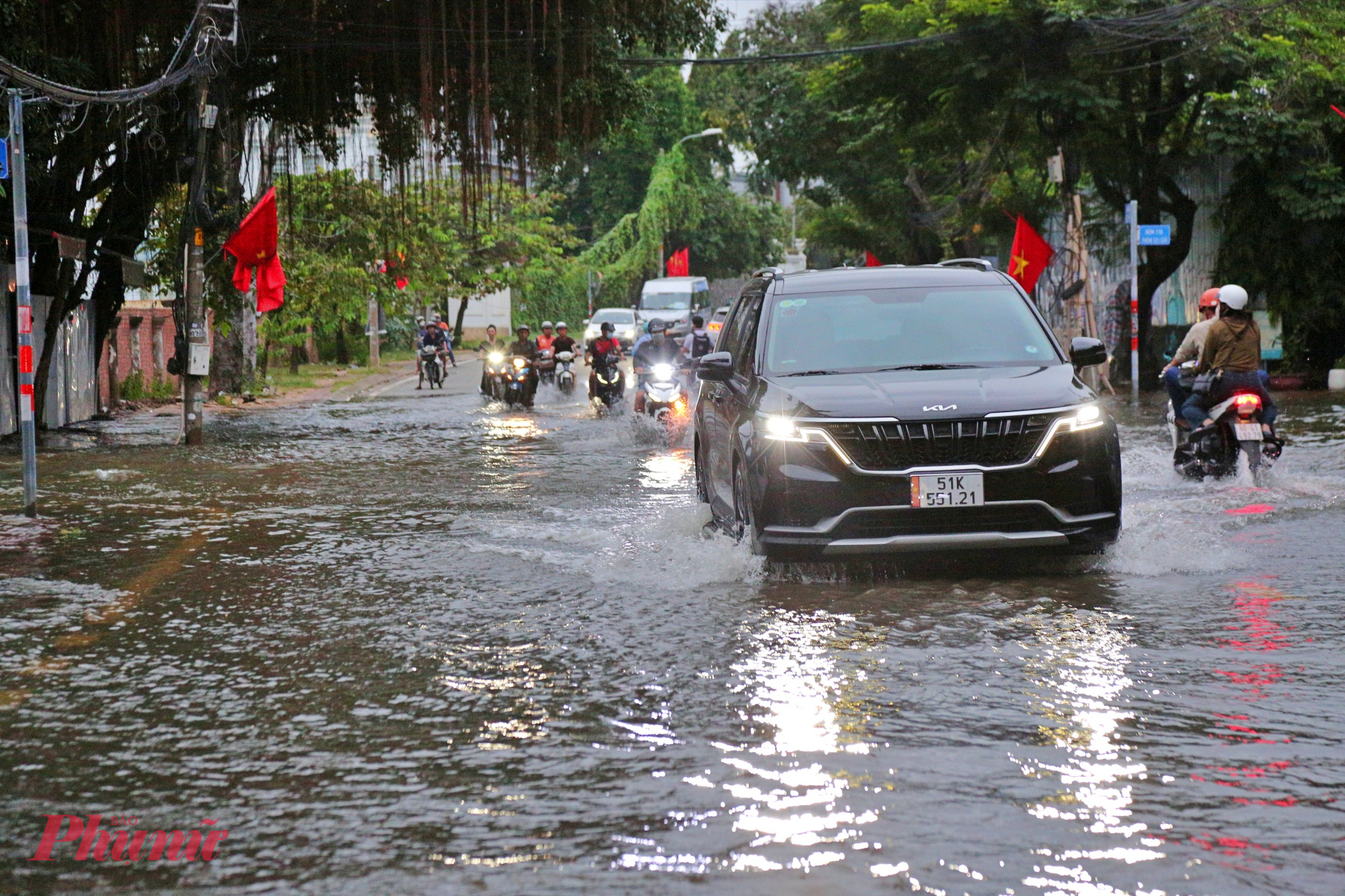 Khu Thảo Điền bị ngập trong đợt triều cường tháng 10 vừa qua - Ảnh: Nguyễn Văn