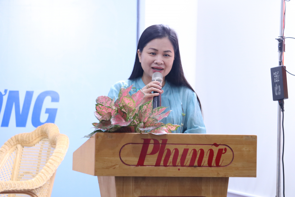 Bà Phạm Thị Vân Anh phát biểu tại Lễ trao giải