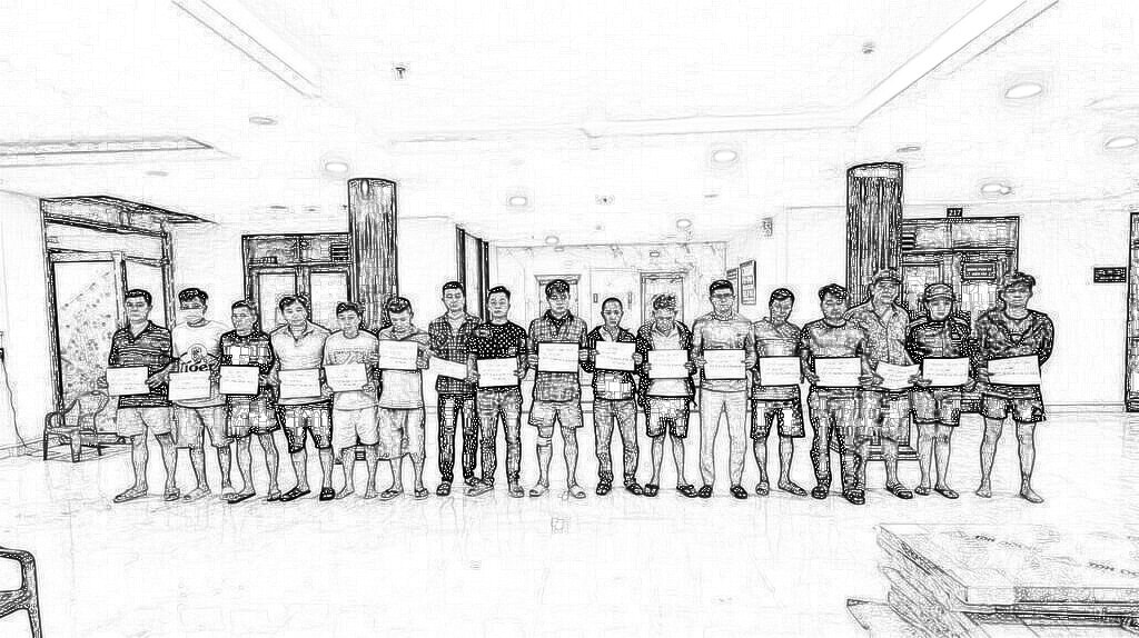 Các đối tượng thời điểm bị bắt. Ảnh: CA