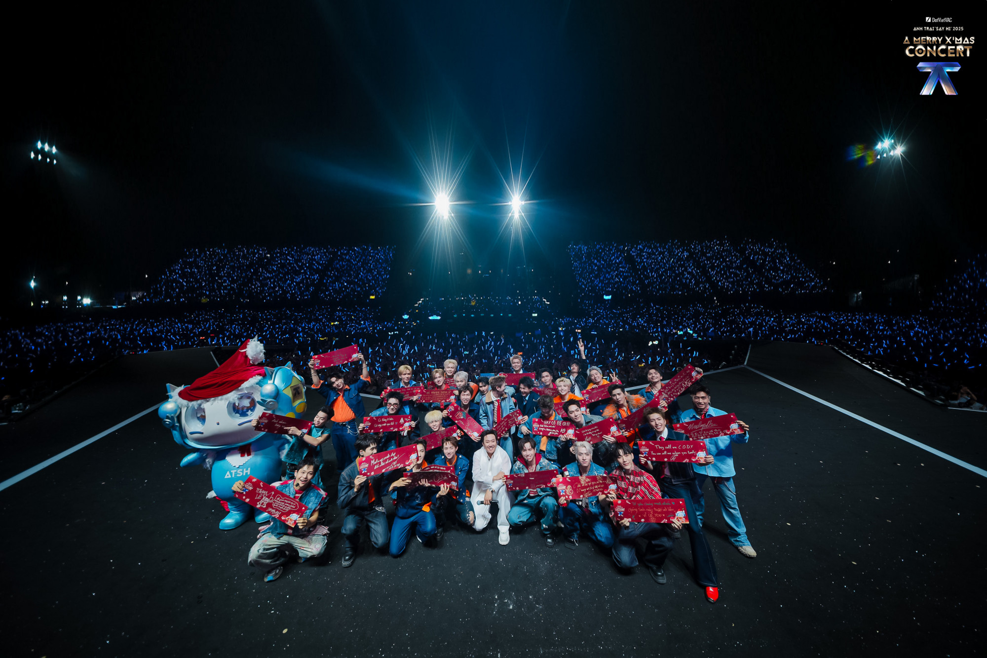 Phần mở đầu khiến khán giả vỡ òa.