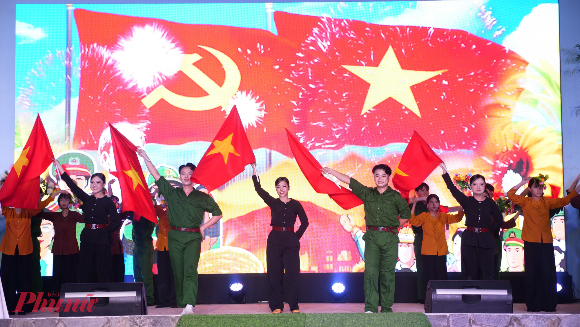 Chương trình chương trình biểu diễn nghệ thuật “Tiếp sức Xuân - Tết trọn vẹn”, chào năm mới và gây quỹ chăm lo tết 