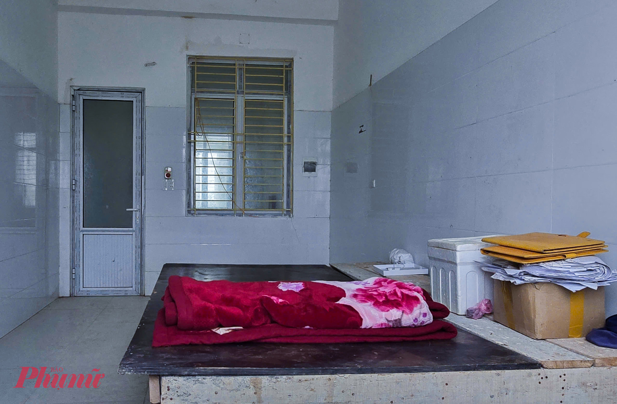 Dự án xây dựng Trung tâm Y tế Hoàng Mai do UBND thị xã Hoàng Mai trước đây làm chủ đầu tư. Sau khi thực hiện chính quyền địa phương 2 cấp, dự án được chuyển giao về cho UBND phường Quỳnh Mai. 