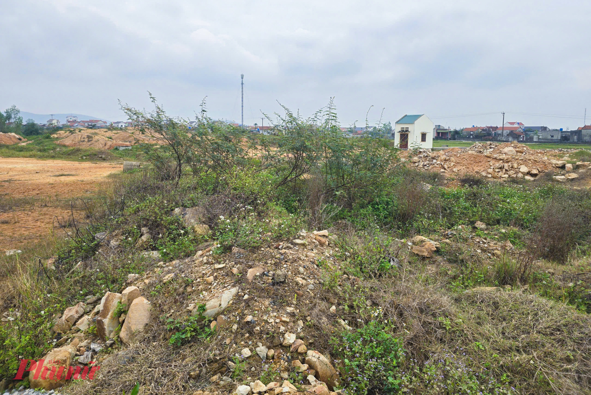 Theo kế hoạch, khi giai đoạn 1 hoàn thành sẽ bắt đầu thực hiện giai đoạn 2 của dự án. Quy mô của giai đoạn 2 gồm các hạng mục như: Nhà bán thuốc, nhà kho vật tư, sửa chữa thiết bị, khối y tế dự phòng, nhà ăn; nhà tang lễ… Tuy nhiên, hiện dự án này vẫn đang trong tình cảnh “án binh bất động”.