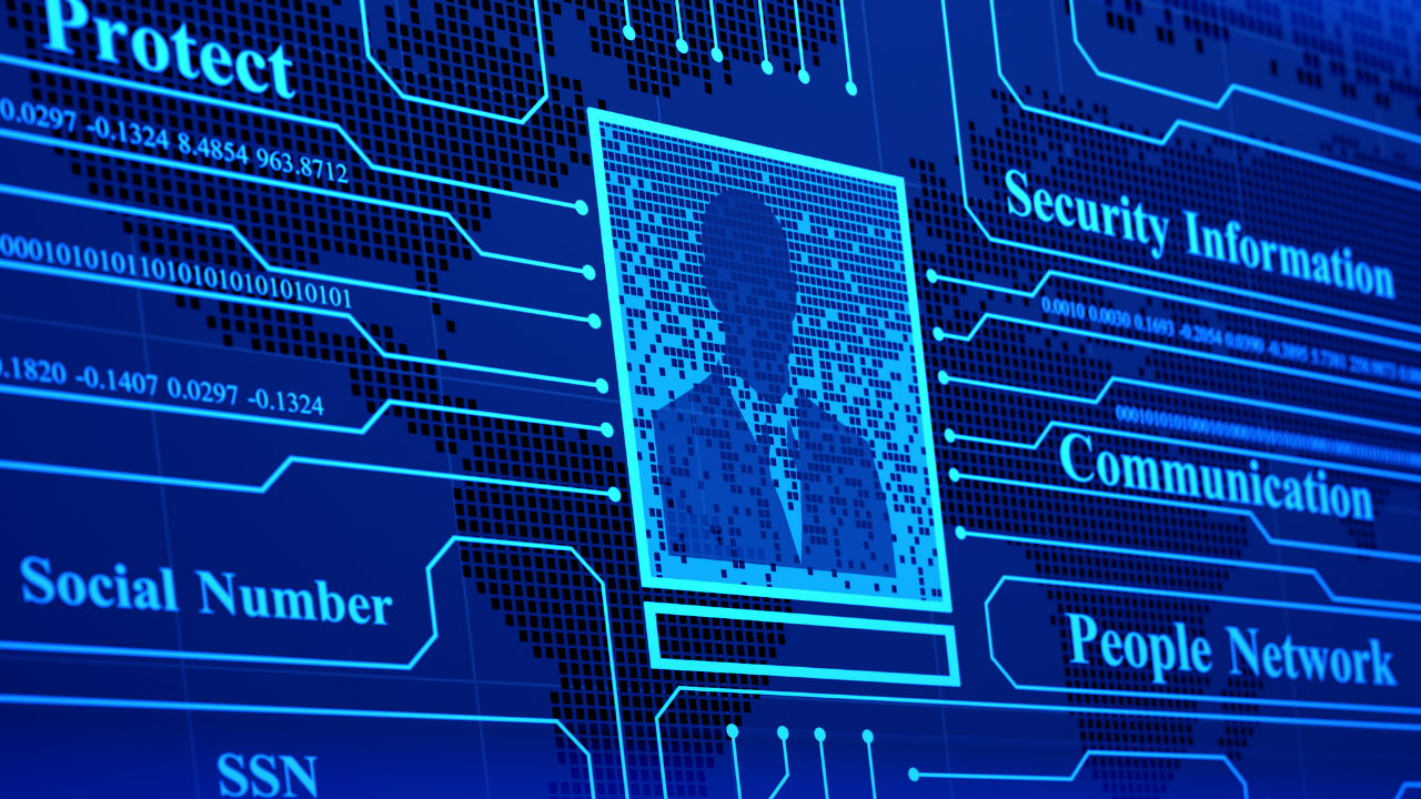 Từ ngày 1/1/2026, khi Luật Bảo vệ dữ liệu cá nhân có hiệu lực, người dân lần đầu được trao quyền yêu cầu xóa dữ liệu của mình khỏi hệ thống của các tổ chức, doanh nghiệp.  Luật Bảo vệ dữ liệu cá nhân gồm 5 chương, 39 điều, được ban hành nhằm cụ thể hóa các quy định của Hiến pháp về quyền con người, quyền riêng tư, đồng thời thiết lập khuôn khổ pháp lý thống nhất cho hoạt động thu thập, xử lý và bảo vệ dữ liệu cá nhân trong môi trường số.