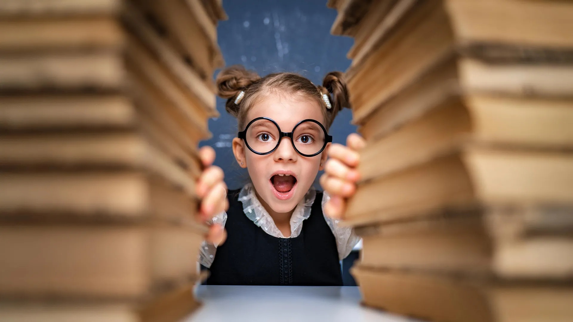 Nghiên cứu cho thấy những người nổi bật ở đẳng cấp thế giới thường không phải là những học sinh giỏi nhất trong lớp—và họ cũng không chuyên sâu vào một lĩnh vực nào từ sớm - Ảnh: Shutterstock