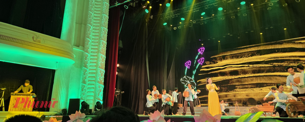 Các tiết mục được dàn dựng 